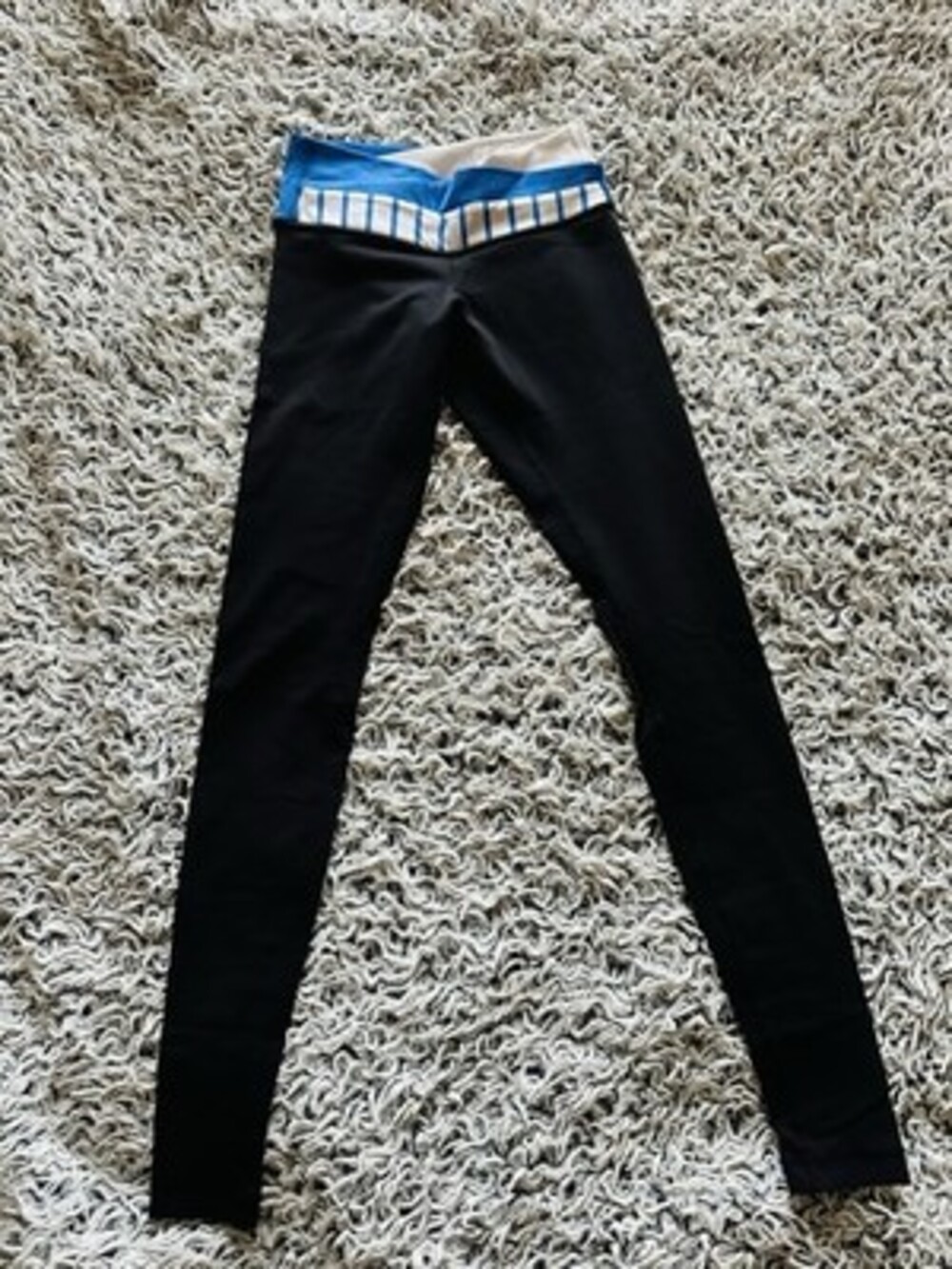 Lululemon Women's Full Length Black Leggings Size 2